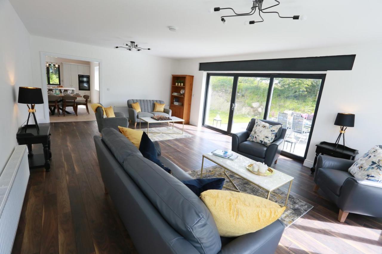 Luxury 6 Bedroom Spiddal Villa, Jacuzzi, Balcony Galway Bagian luar foto
